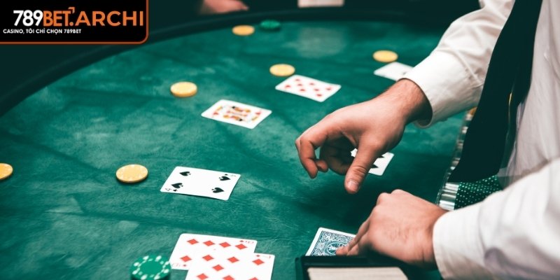 Poker 789BET Khám Phá Trò Chơi Trí Tuệ, Nhận Thưởng Liền Tay 2 Cách chia bài và kết hợp lá